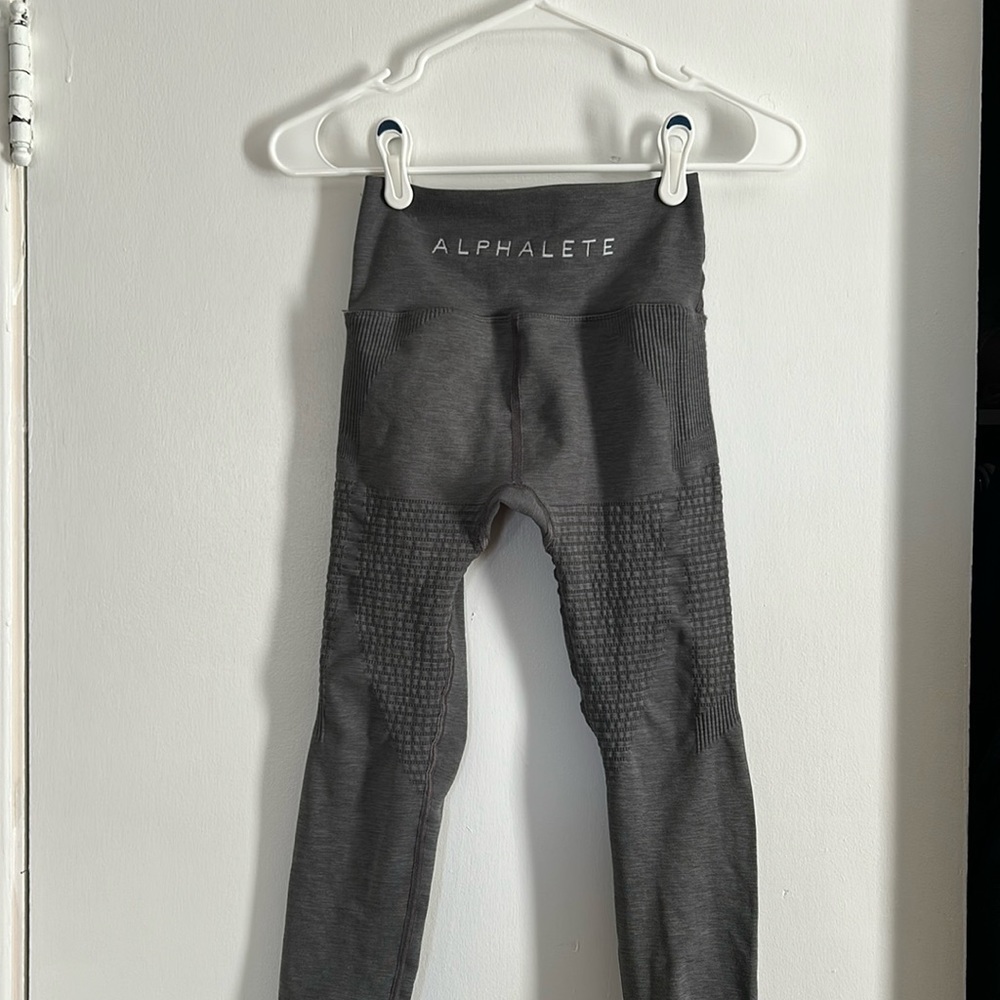 Alphalete leggings